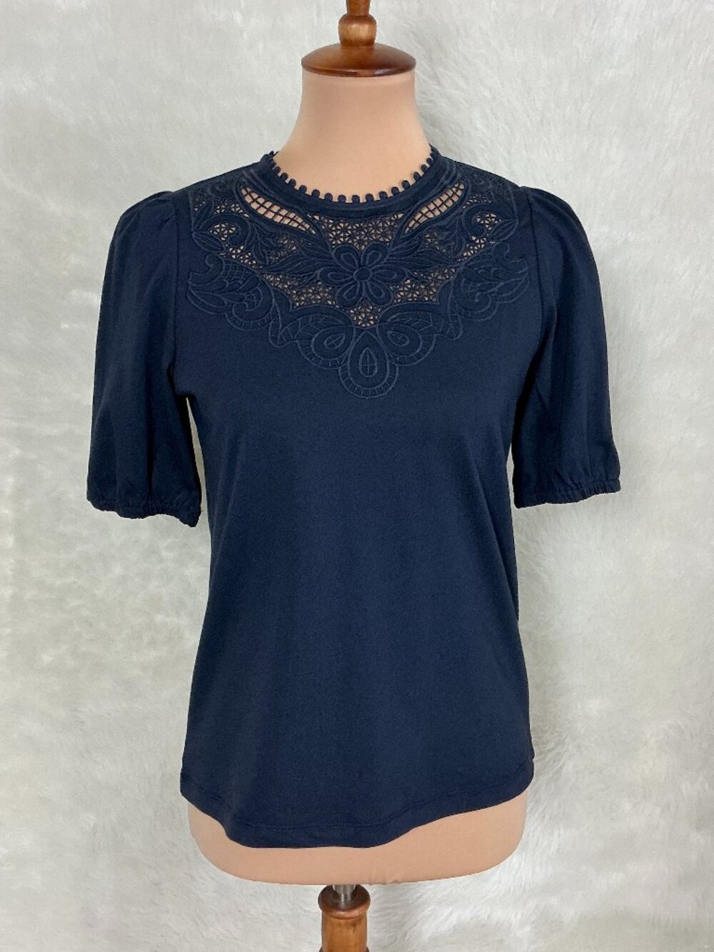 Boden Navy Blue Cutwork Puff Sleeve T-Shirt Blouse US 4